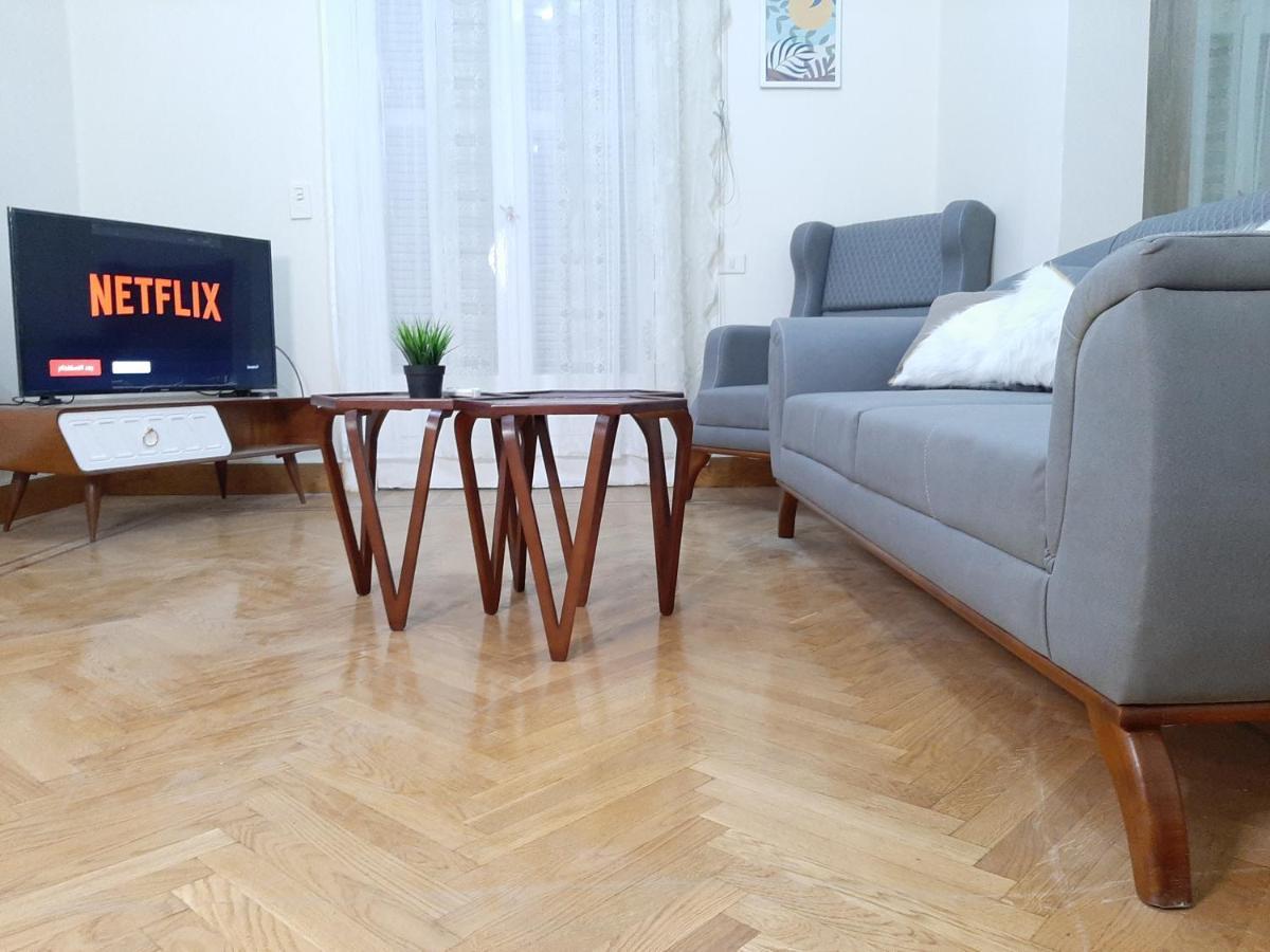 Royal Apartment In Talaat Harb Downtown Каир Экстерьер фото